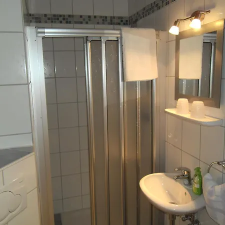 Couette-café Weingut U. Gaestehaus Menten