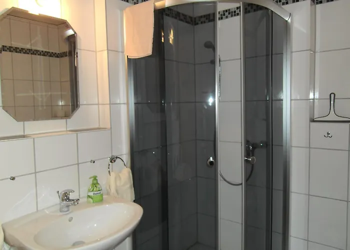 Bed & Breakfast Weingut U. Gastehaus Menten